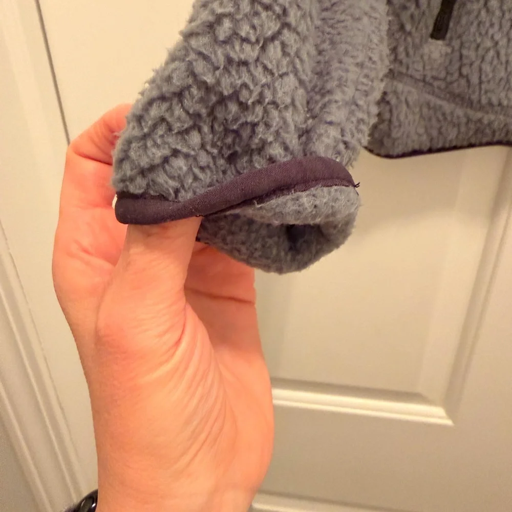 Patagonia Kids Retro pile Fleece Jacket - Picture 5 of 15